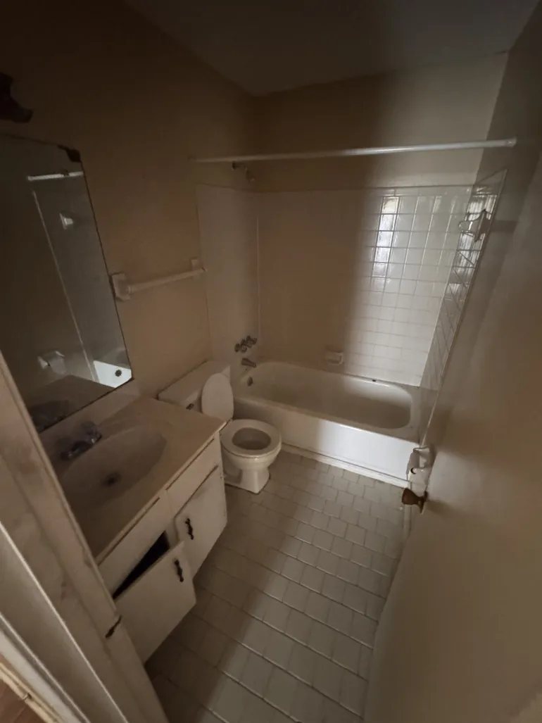 Dated bathroom before renovation in Memphis, TN